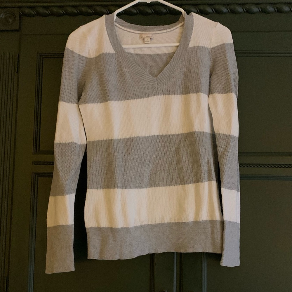 Gap Gray & White Stripe Sweater